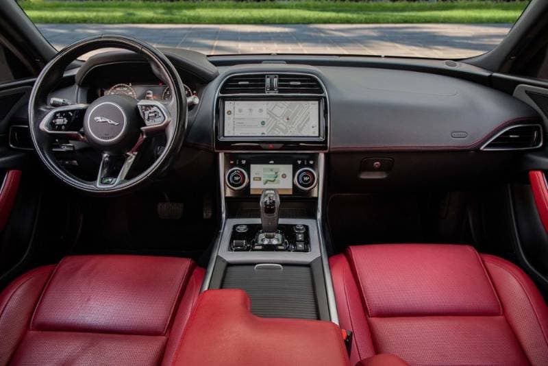 2021 Jaguar XE thumbnail 8