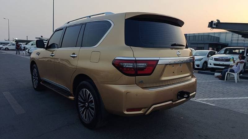 2020 Nissan Patrol thumbnail 3