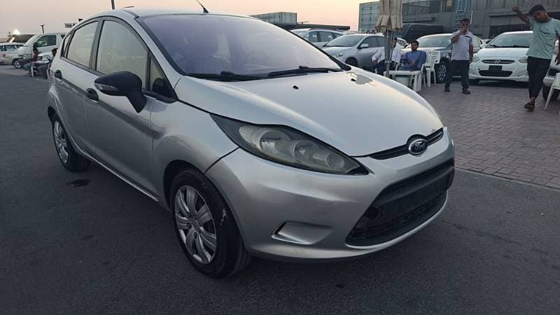 2012 Ford Fiesta thumbnail 3