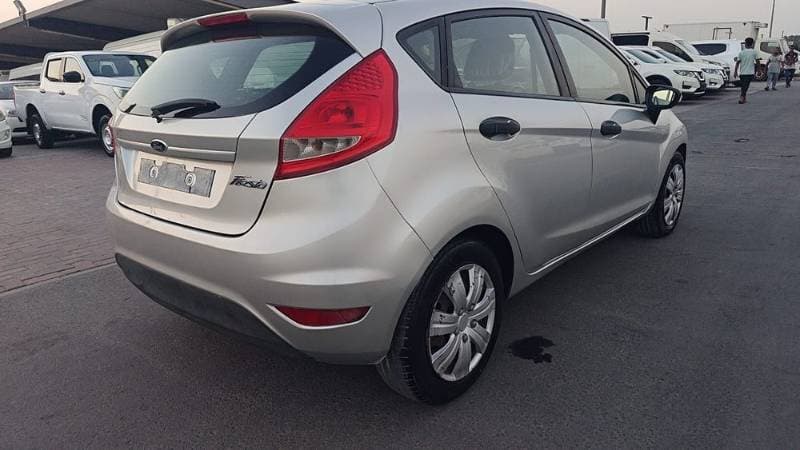 2012 Ford Fiesta thumbnail 8