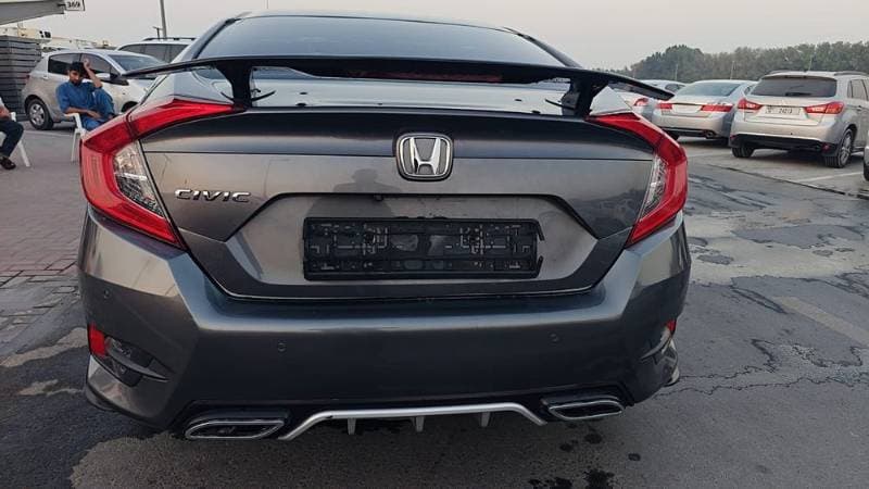 2016 Honda Civic thumbnail 2