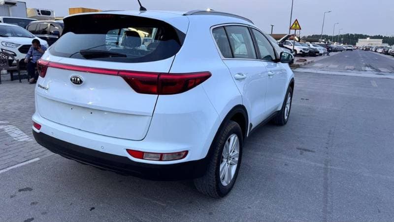 2017 Kia Sportage thumbnail 3
