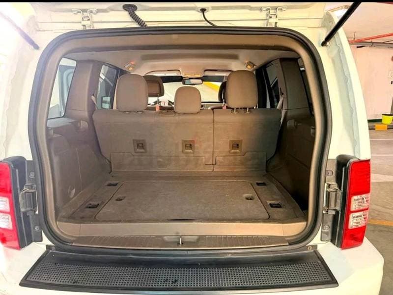 2012 Jeep Liberty thumbnail 5