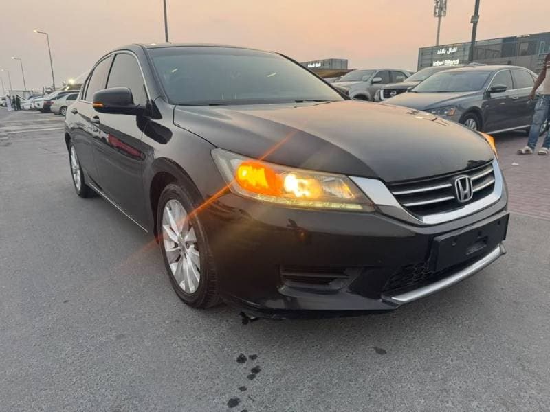 2014 Honda Accord thumbnail 2