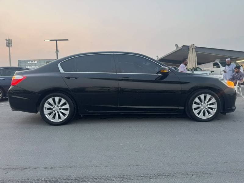 2014 Honda Accord thumbnail 3