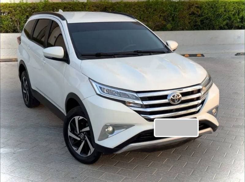 2020 Toyota Rush thumbnail 3