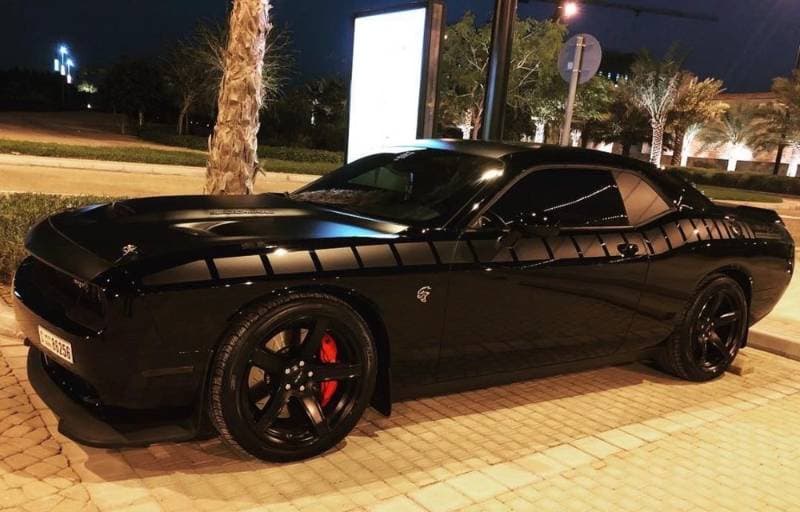 2017 Dodge Challenger thumbnail 2