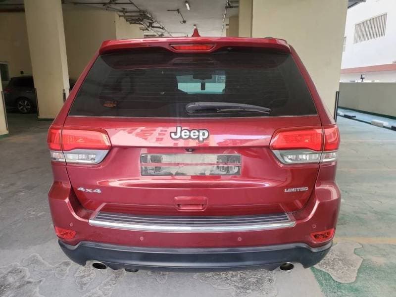 2016 Jeep Grand Cherokee thumbnail 2