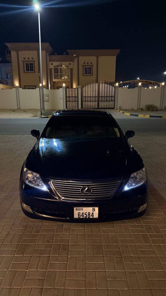 2007 Lexus LS460