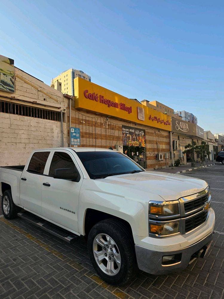 2014 Chevrolet Silverado Midnight Edition thumbnail 5