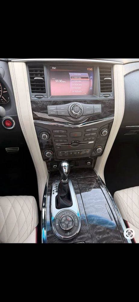 2016 Nissan Patrol thumbnail 5