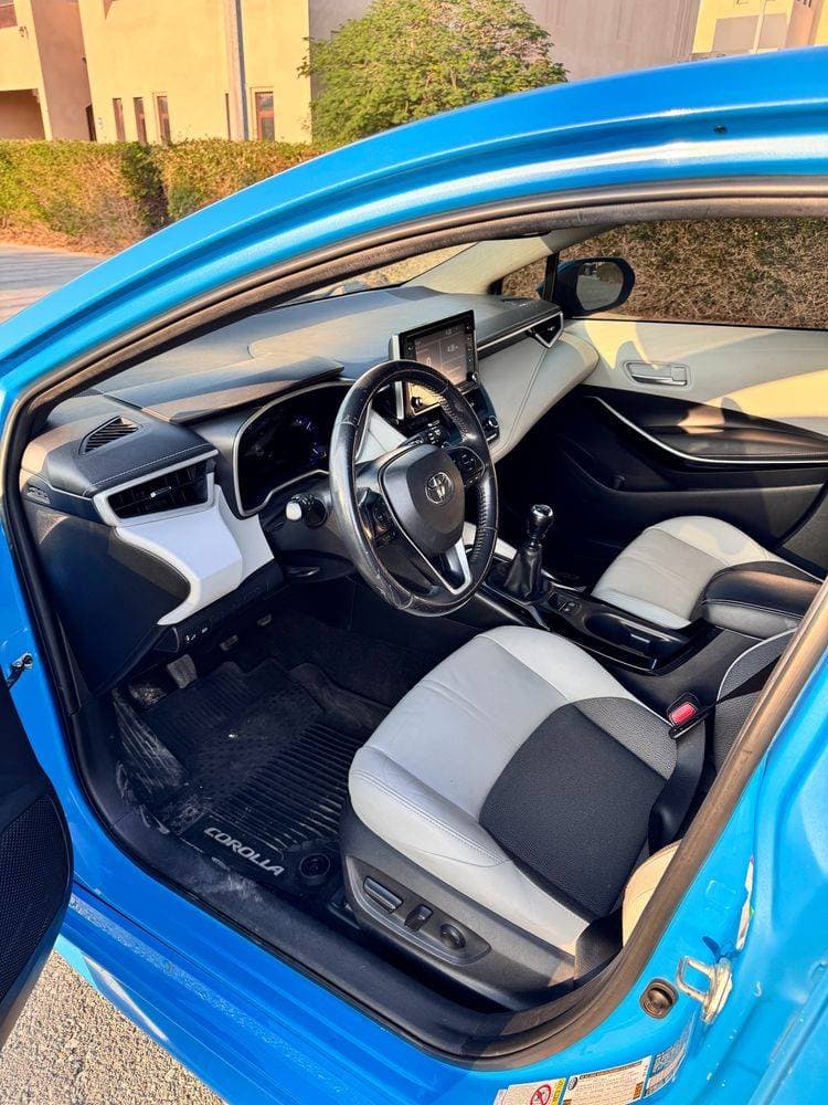 2019 Toyota Corolla thumbnail 3