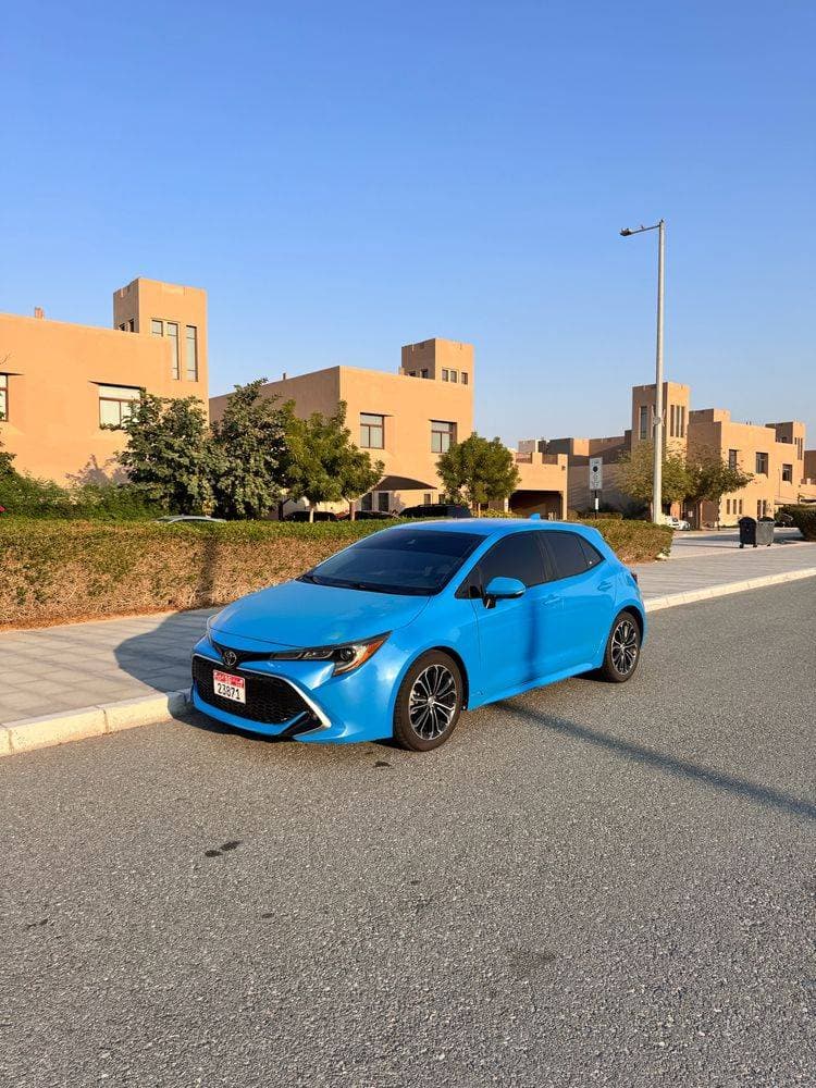 2019 Toyota Corolla thumbnail 2