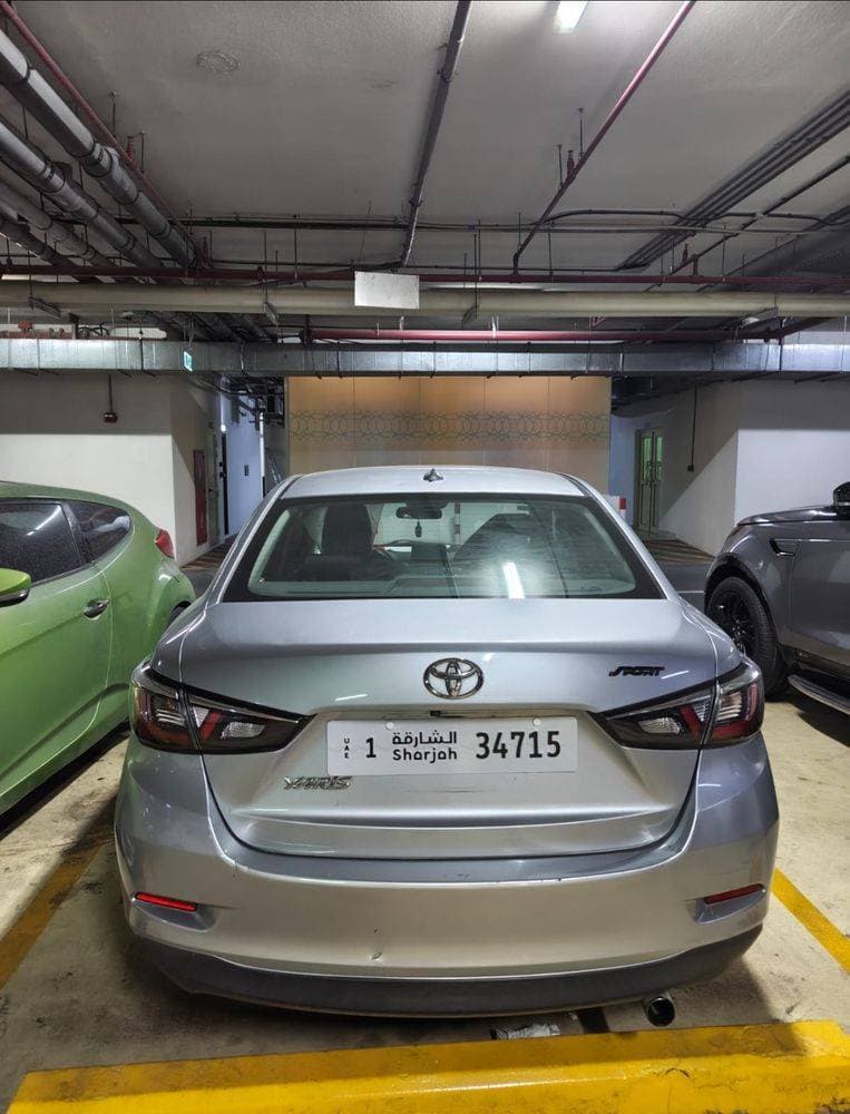 2019 Toyota Yaris Sedan thumbnail 3