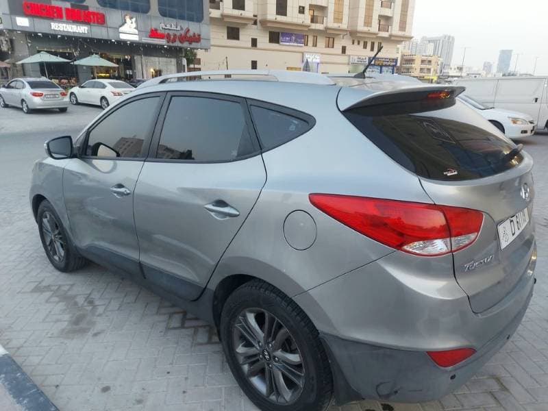 2016 Hyundai Tucson thumbnail 4