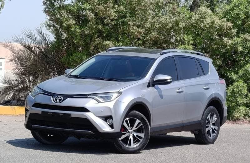 2018 Toyota Rav4 thumbnail 2