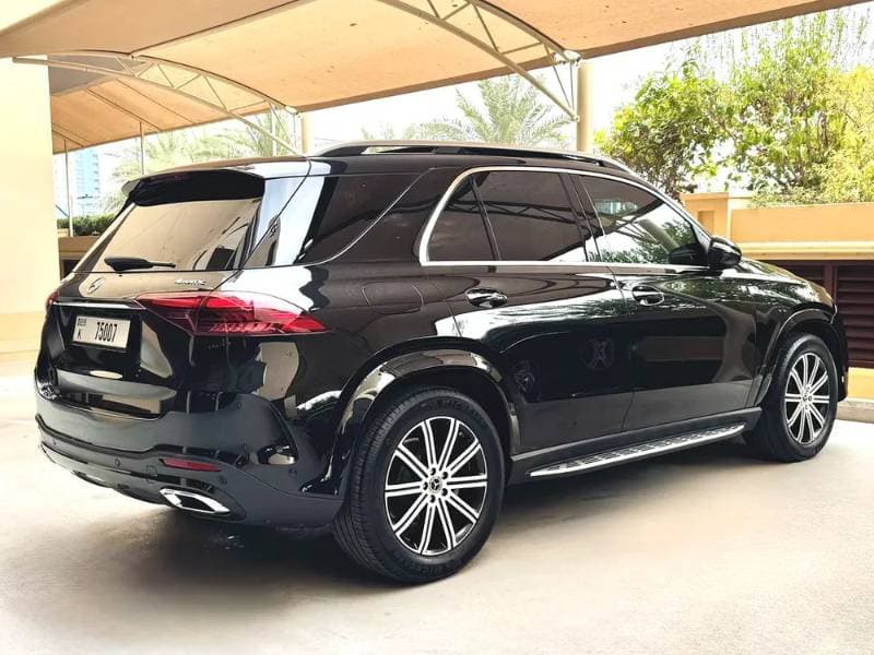 2024 Mercedes-Benz GLE-Class thumbnail 2