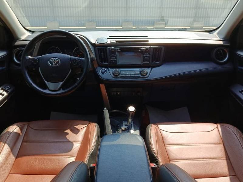2018 Toyota Rav4 thumbnail 6