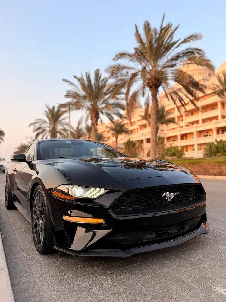 2023 Ford Mustang thumbnail 3