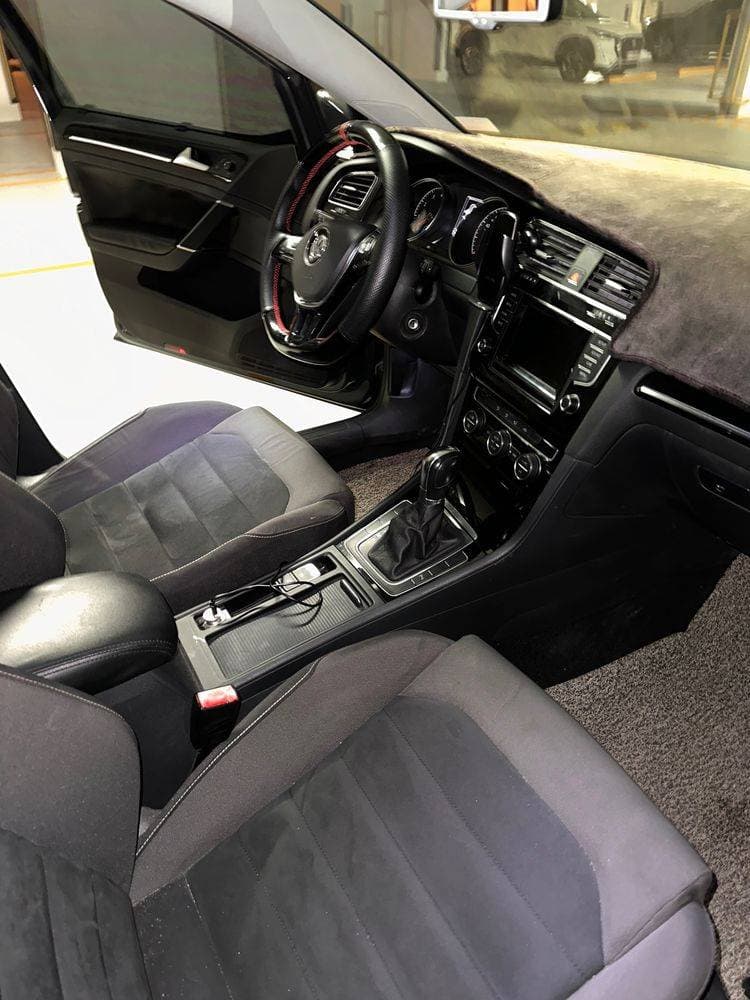2014 Volkswagen Golf thumbnail 4