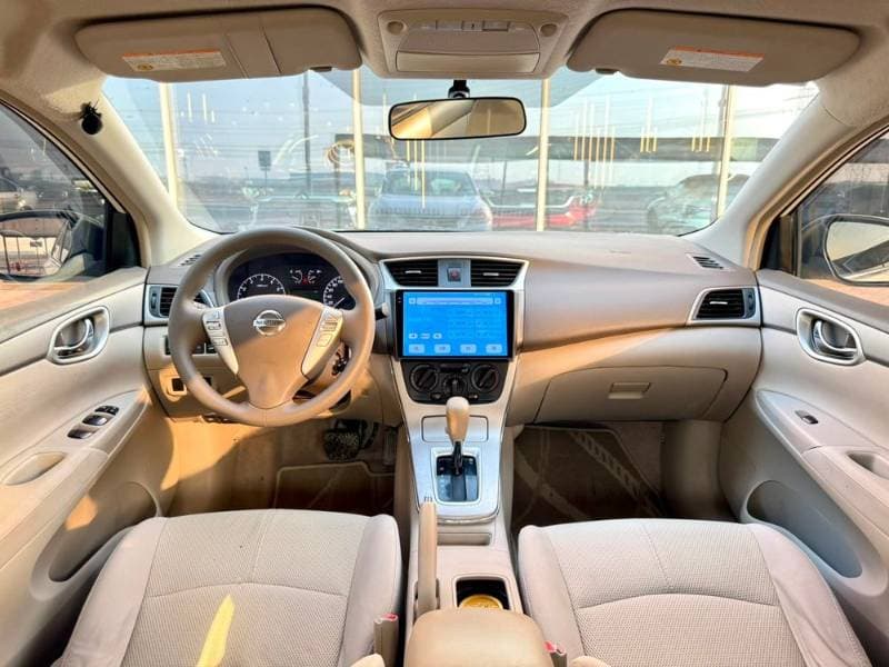 2018 Nissan Sentra thumbnail 8