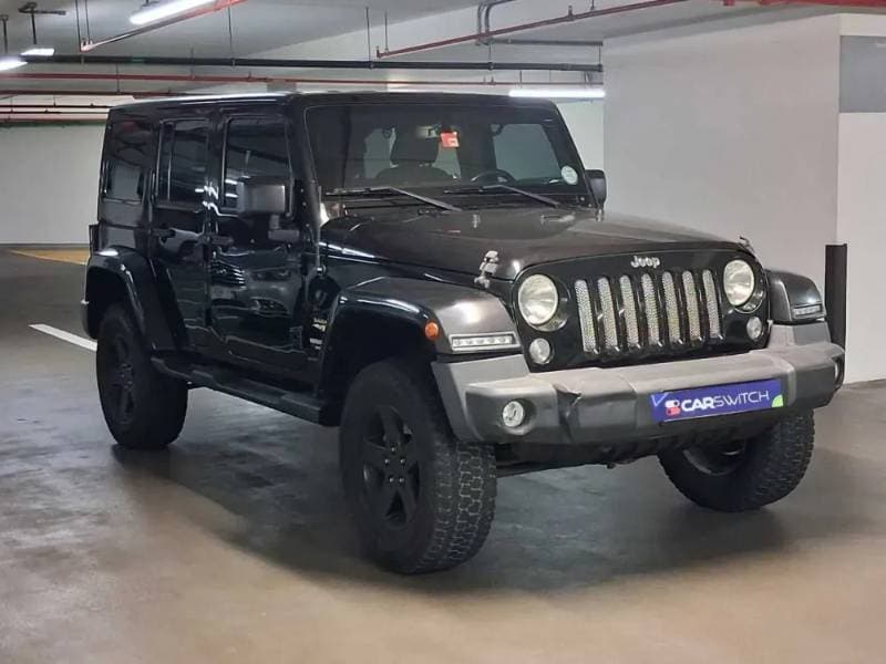2015 Jeep Wrangler thumbnail 4