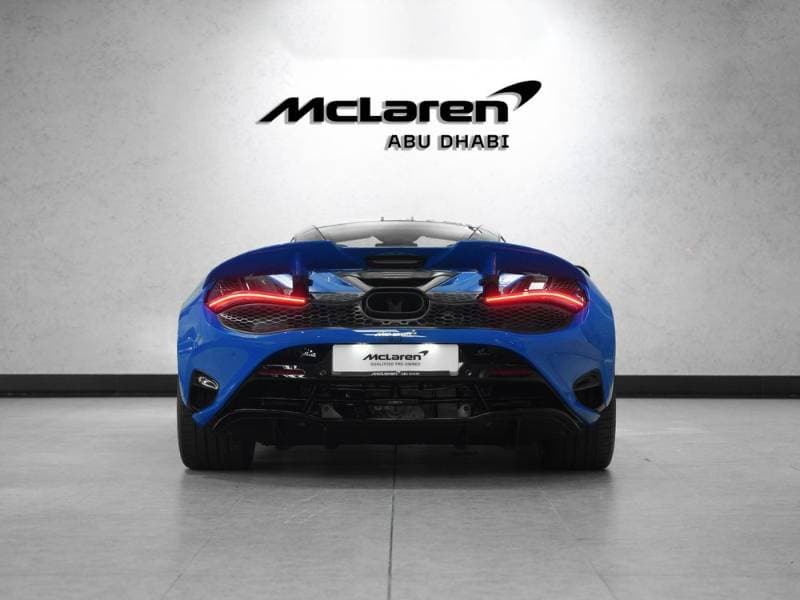 2024 McLaren 750S thumbnail 5