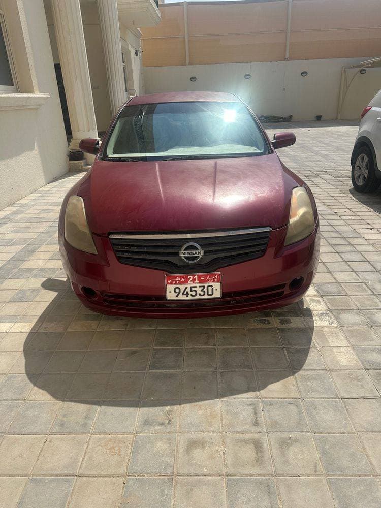 2009 Nissan Altima thumbnail 2
