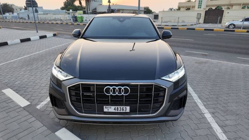 2023 Audi Q8 thumbnail 2