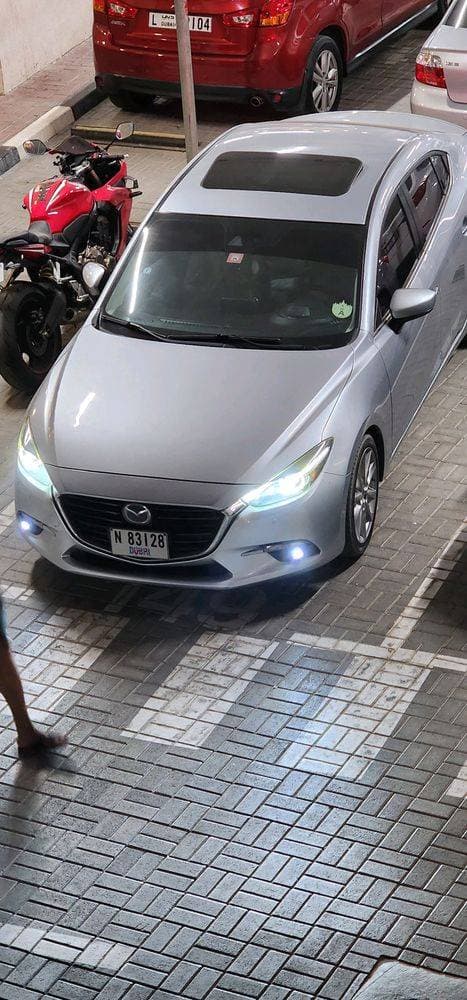 2017 Mazda 3 Sedan thumbnail 2
