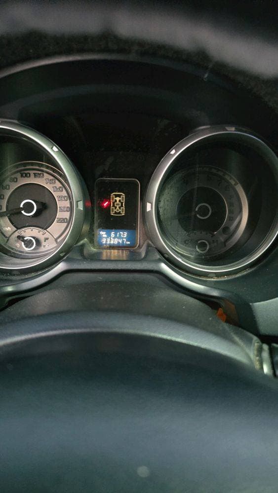 2008 Mitsubishi Pajero thumbnail 2