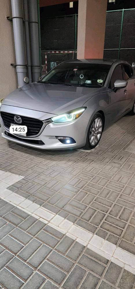 2017 Mazda 3 Sedan thumbnail 5