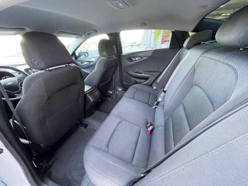 2024 Chevrolet Malibu thumbnail 5
