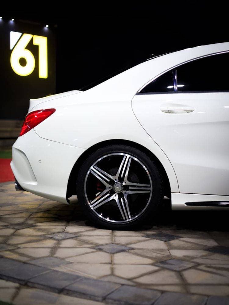 2015 Mercedes-Benz CLA-Class thumbnail 5