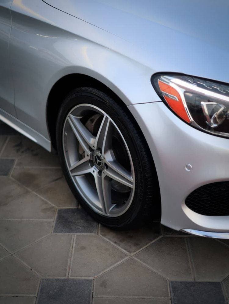 2017 Mercedes-Benz C-Class thumbnail 5