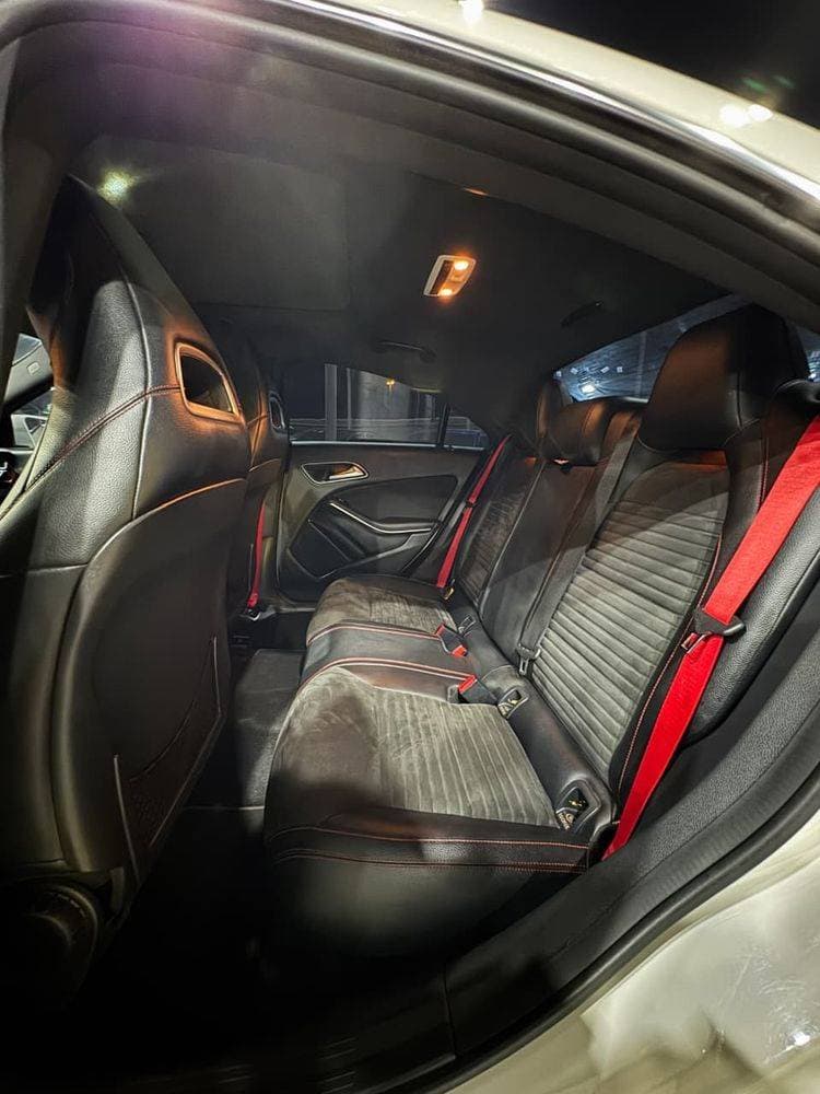 2015 Mercedes-Benz CLA-Class thumbnail 7