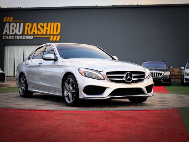2017 Mercedes-Benz C-Class thumbnail 4