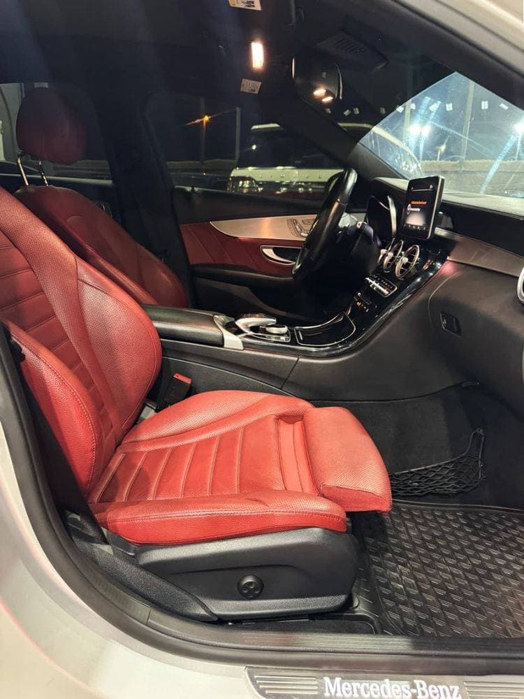 2017 Mercedes-Benz C-Class thumbnail 6