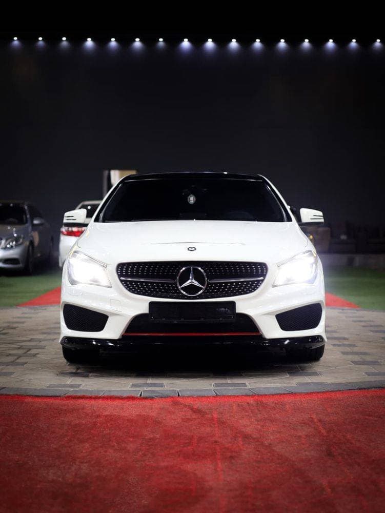 2015 Mercedes-Benz CLA-Class thumbnail 2