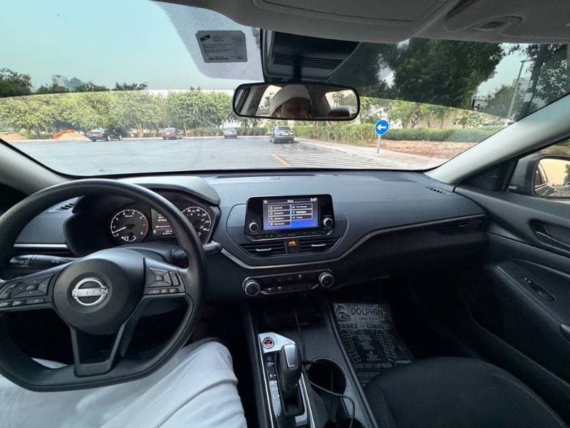 2024 Nissan Altima thumbnail 5