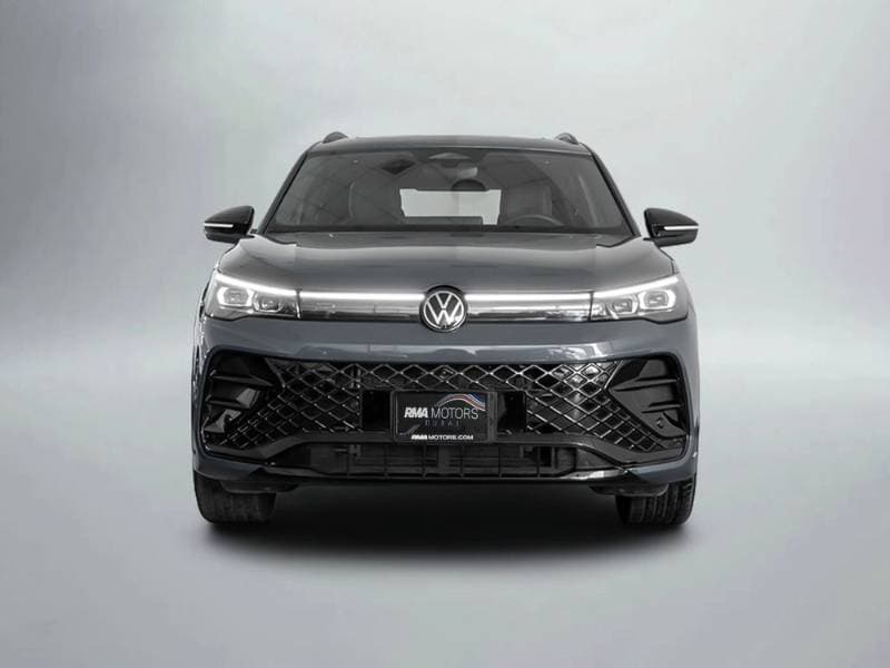 2025 Volkswagen Tiguan thumbnail 3