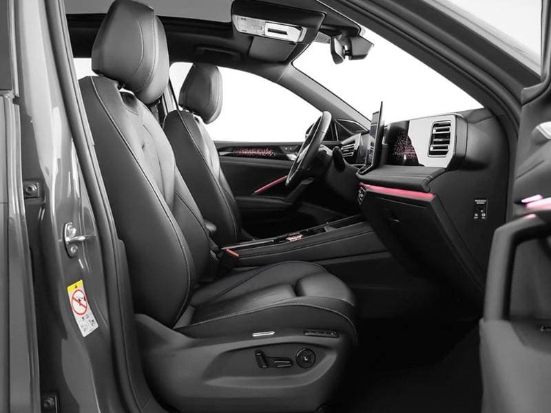 2025 Volkswagen Tiguan thumbnail 8
