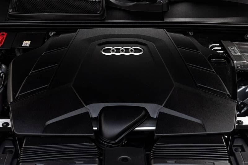 2020 Audi Q8 thumbnail 4