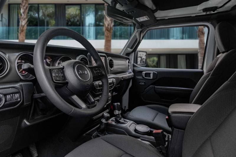 2023 Jeep Wrangler thumbnail 4