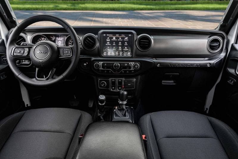 2023 Jeep Wrangler thumbnail 3