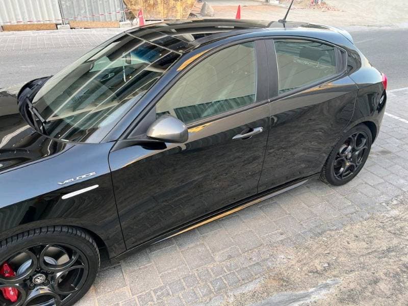 2021 Alfa Romeo Giulietta thumbnail 4