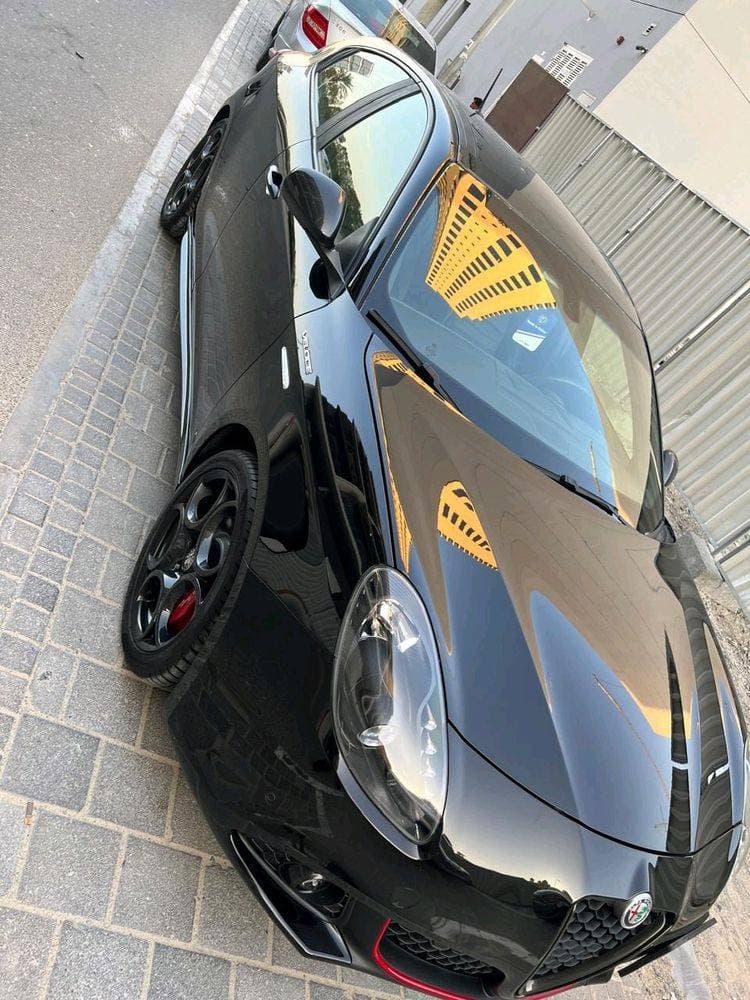 2021 Alfa Romeo Giulietta thumbnail 5