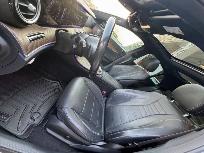 2019 Mercedes-Benz E-Class thumbnail 3