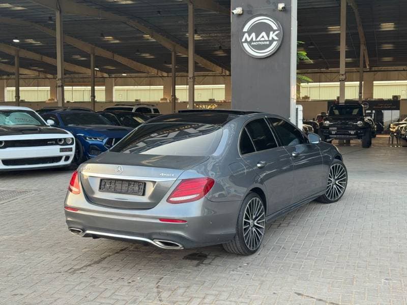 2019 Mercedes-Benz E-Class thumbnail 2