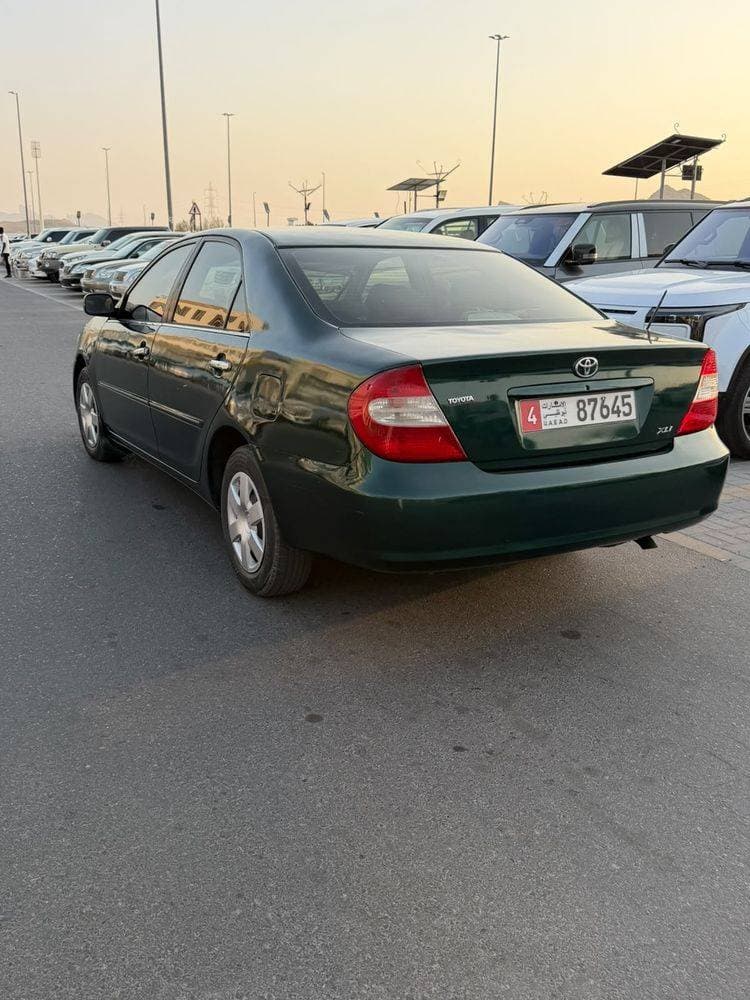2004 Toyota Camry thumbnail 4
